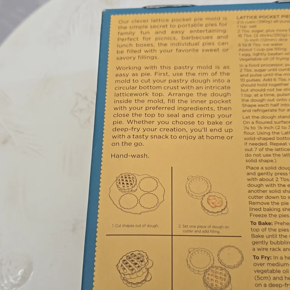 NIB Williams Sonoma Lattice Pocket Pie Mold Mini Pies With Easy Recipe